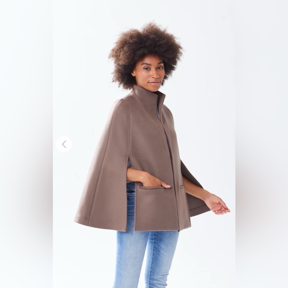 NWT Alice Walk Cape - Mink